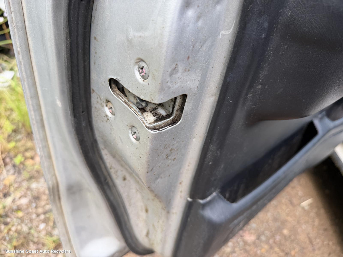2008-2015 Nissan Navara Door Boot Gate Lock