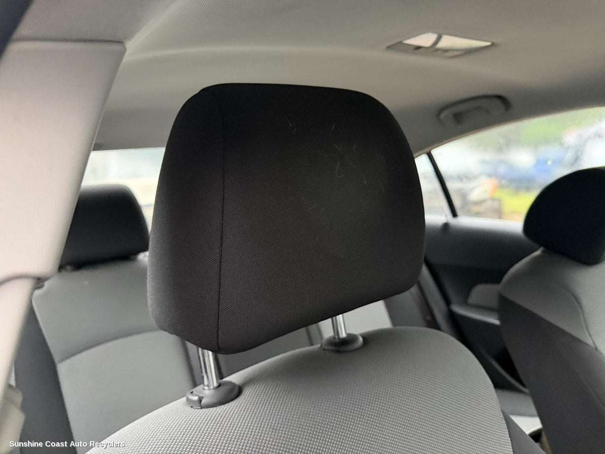 2009-2011 Holden Cruze Headrest