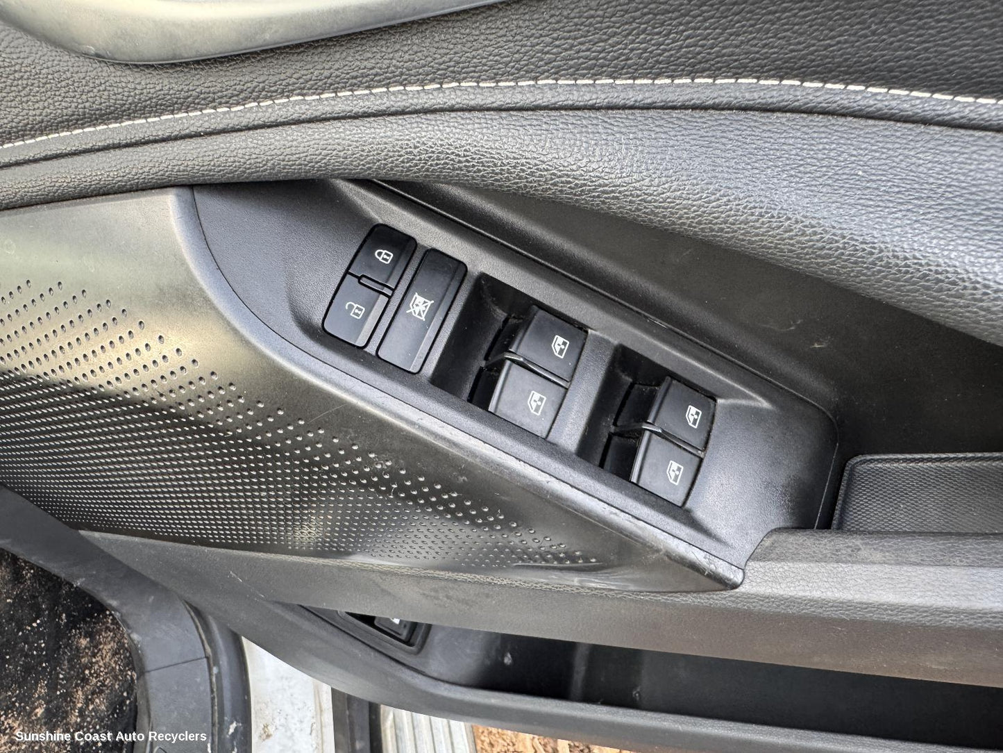 2022 Ldv D90 Pwr Dr Wind Switch