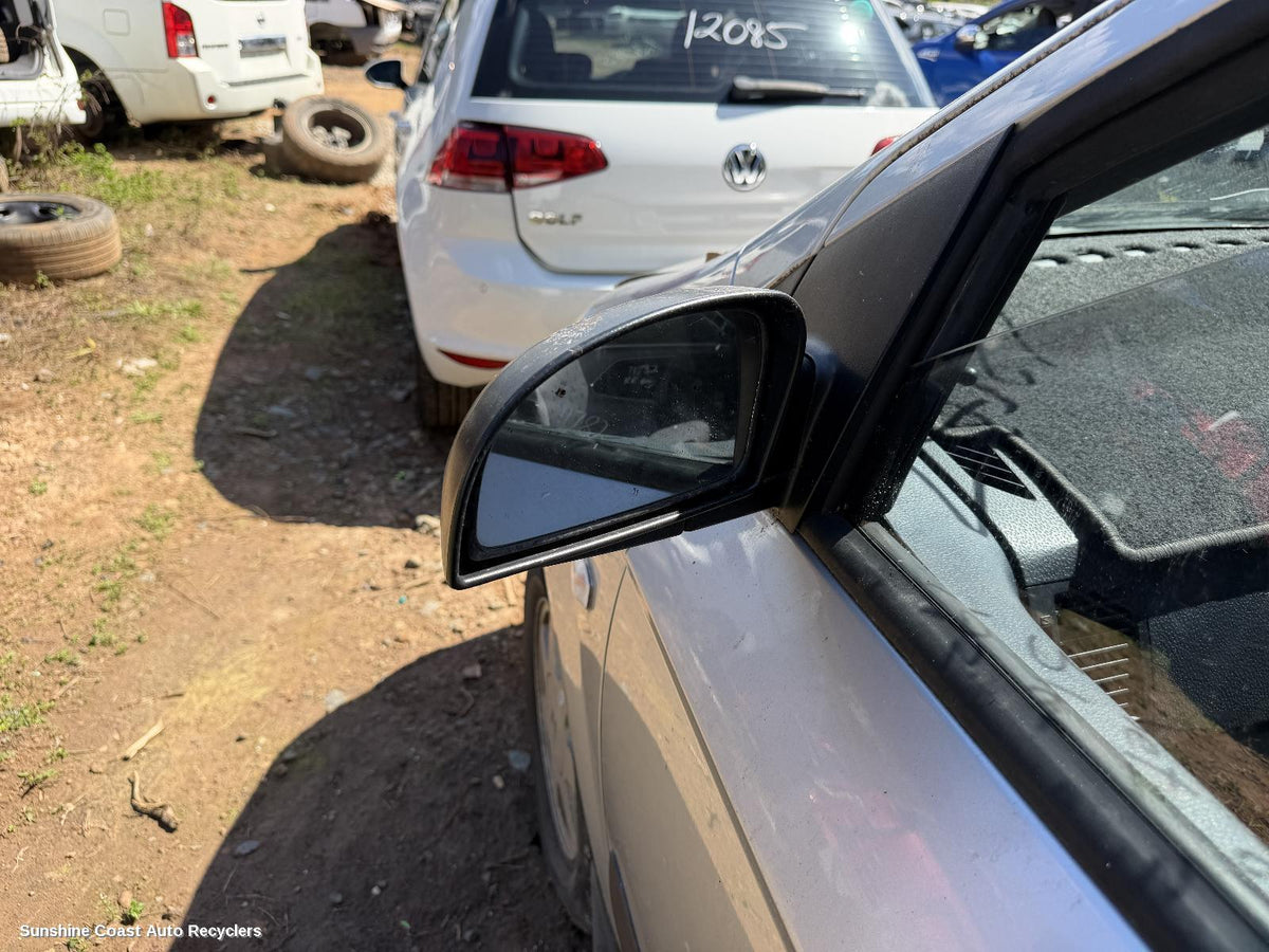 2002-2005 Hyundai Getz Left Door Mirror
