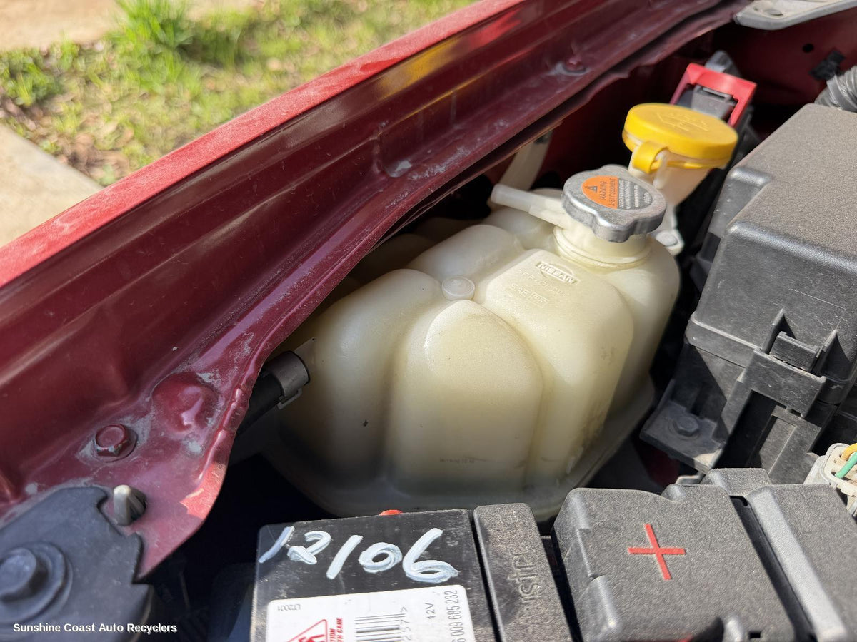2005-2015 Nissan Navara Overflow Bottle