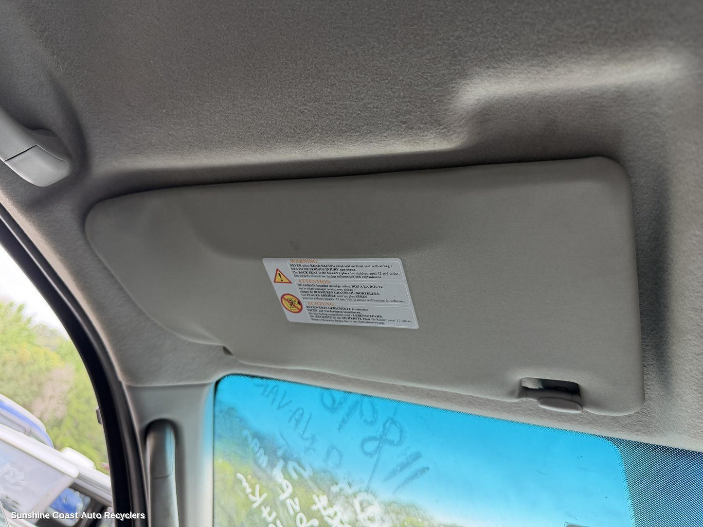 2011 Nissan Navara Sunvisor