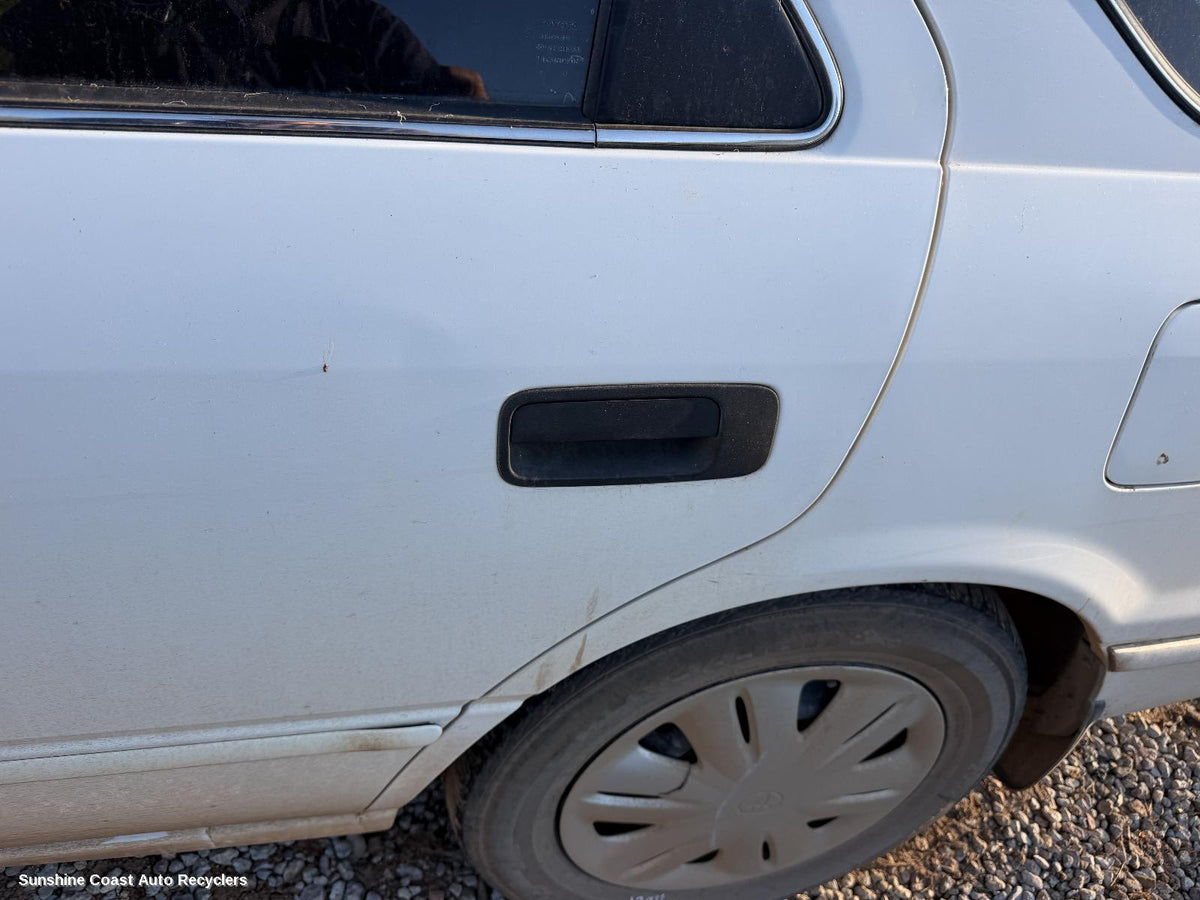 1997-2002 Toyota Camry Door Handle