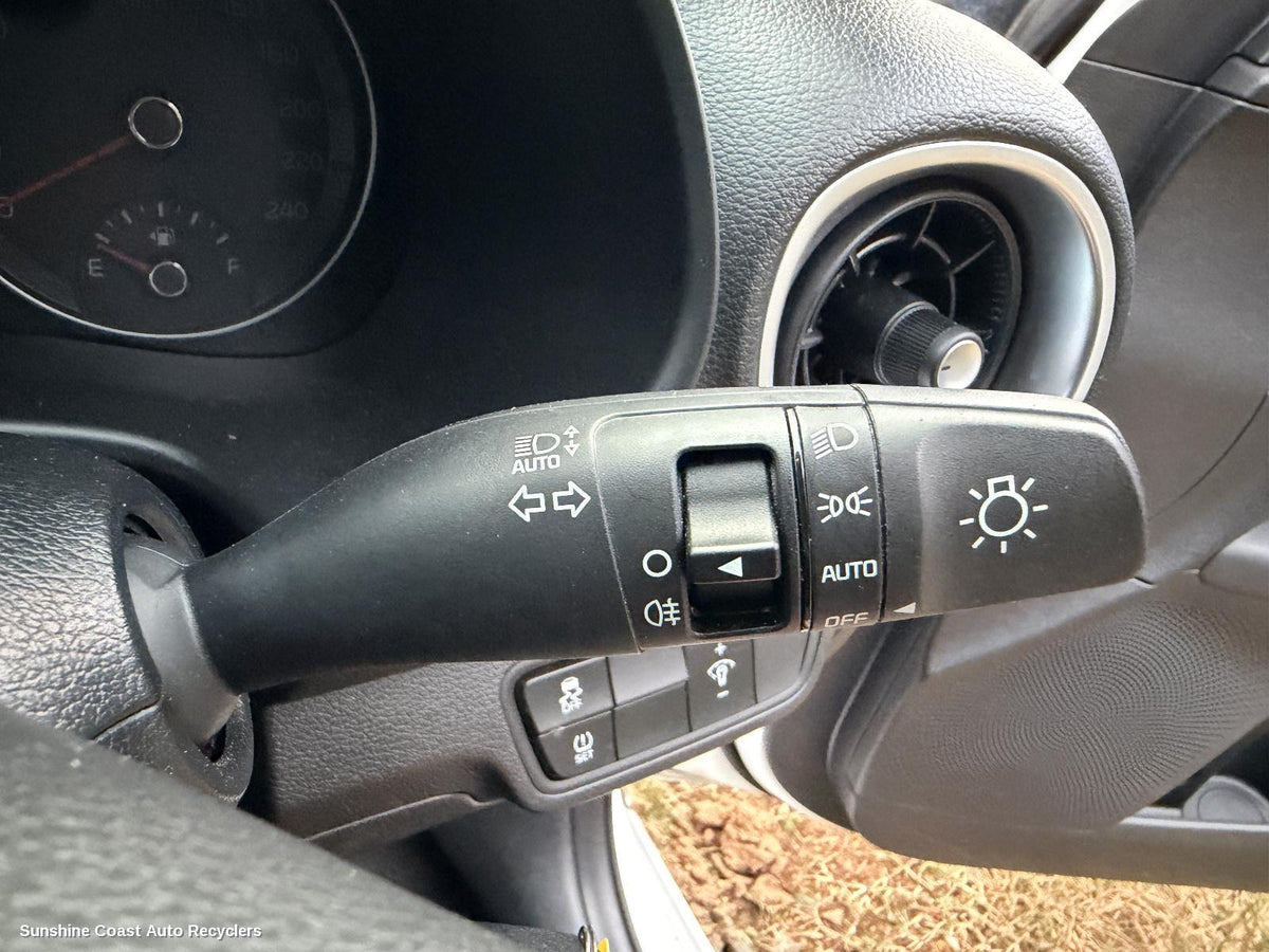 2018-2024 Kia Cerato Combination Switch