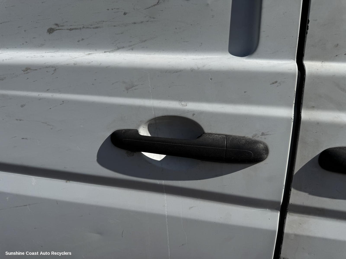 2011-2015 Mercedes Vito Door Handle