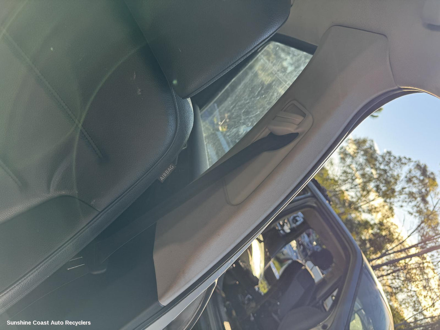 2011 Volkswagen Touareg Seatbelt Stalk