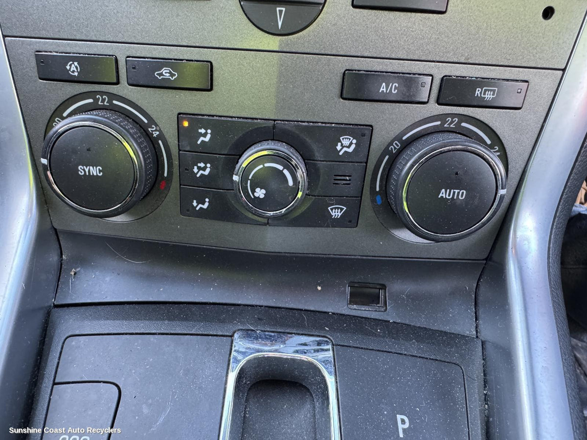 2011-2013 Holden Captiva Heater Ac Controls
