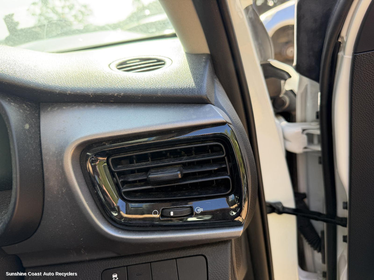 2020-2026 Kia Stonic Misc