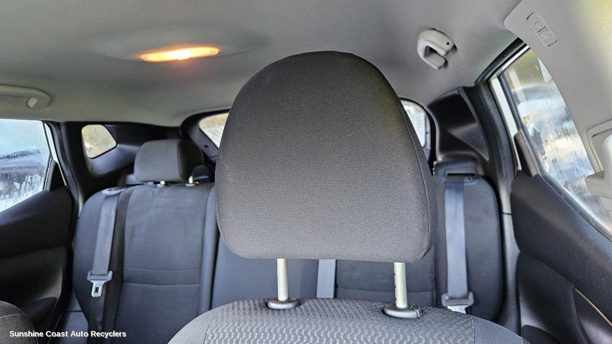 2013-2021 Nissan Qashqai Headrest