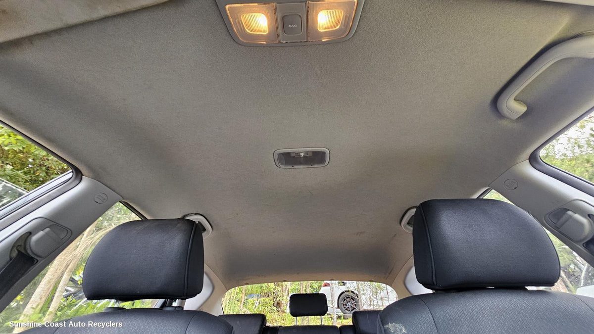 2007-2012 Hyundai I30 Hoodlining