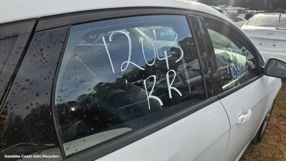 2011-2015 Ford Focus Right Rear Door Window