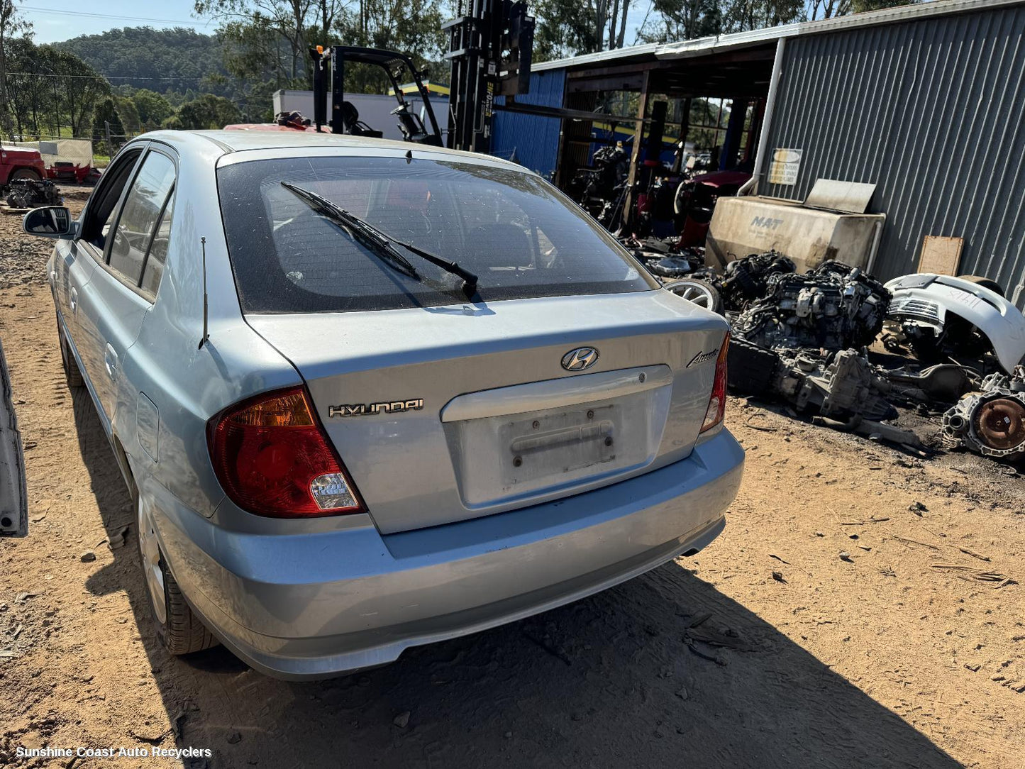 2005 Hyundai Accent Right Guard