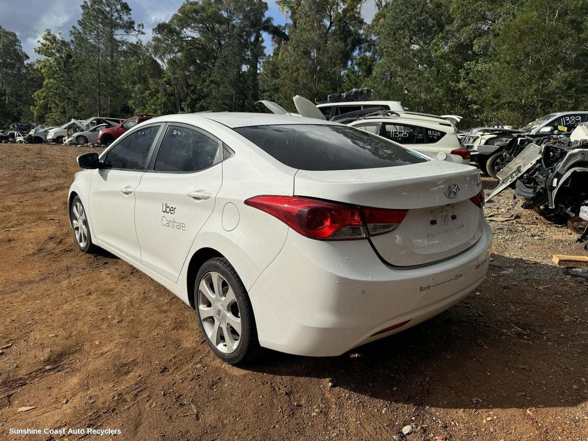 2011-2013 Hyundai Elantra Left Taillight