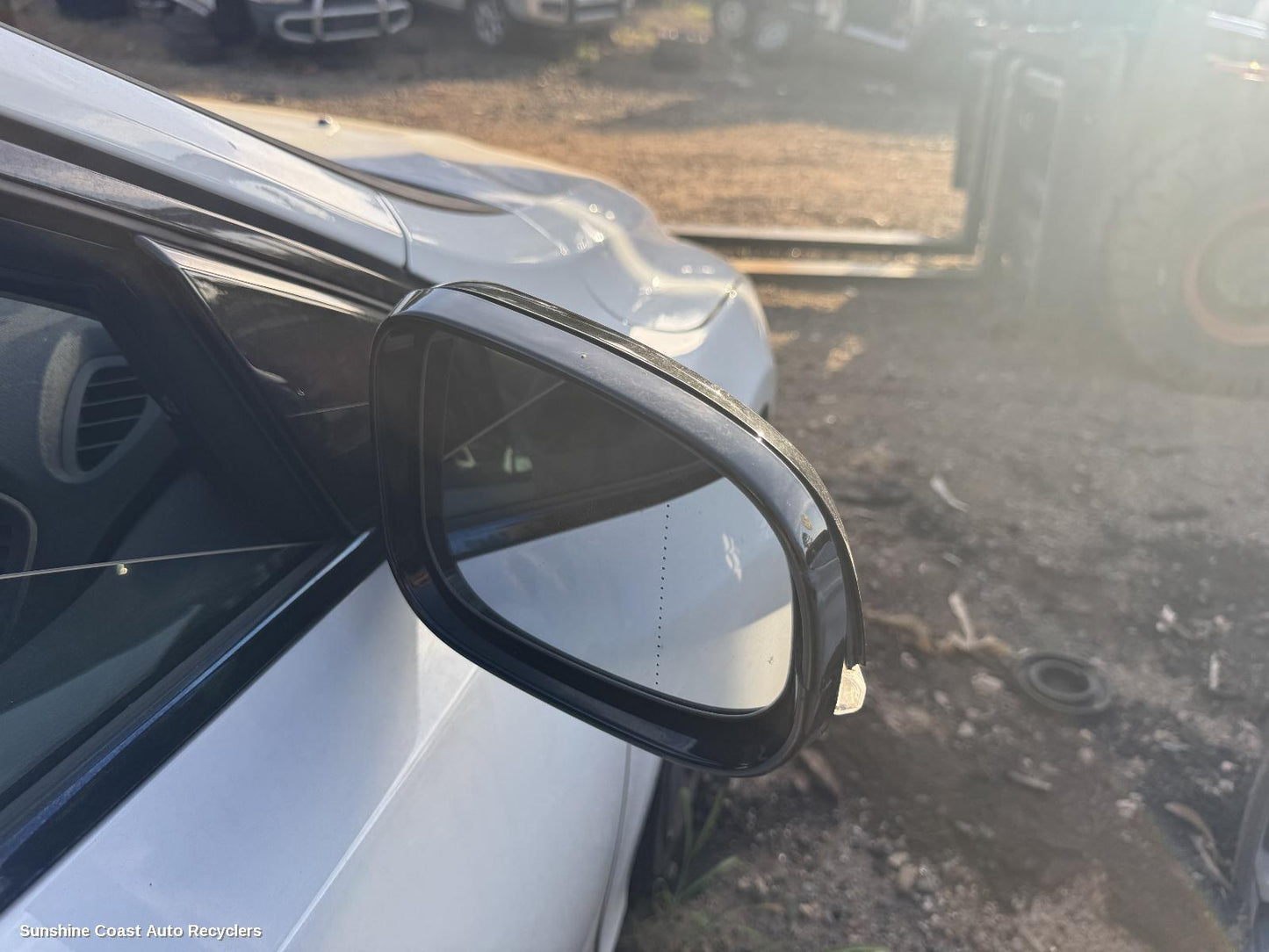 2015 Volvo S40 Right Door Mirror