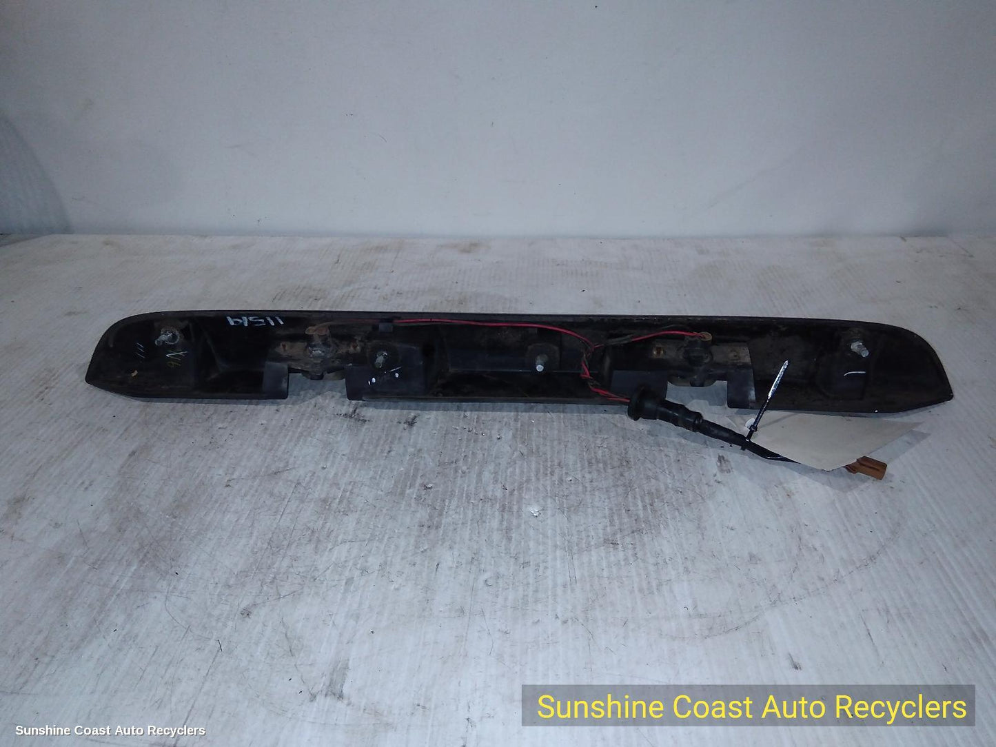 2001 Nissan Pathfinder Rear Garnish