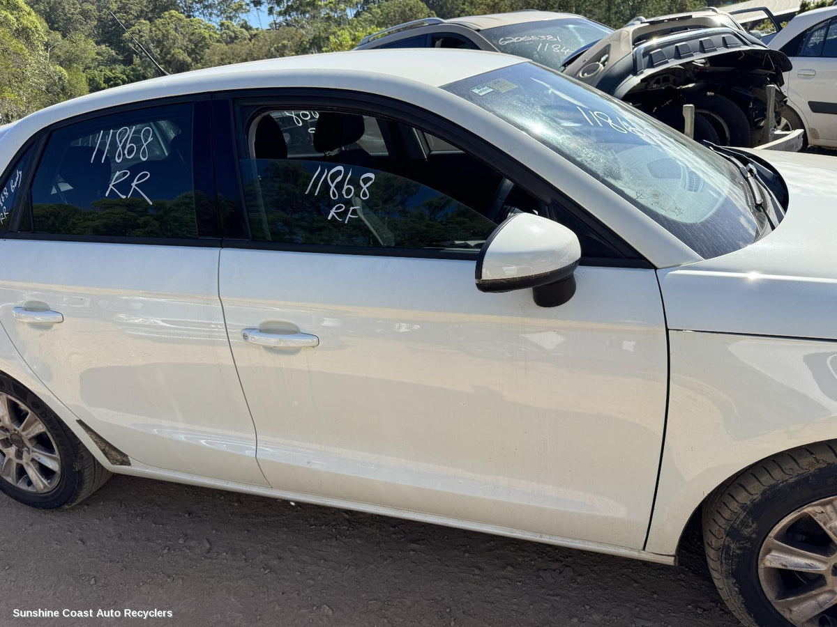 2010-2018 Audi A1 Right Door Mirror