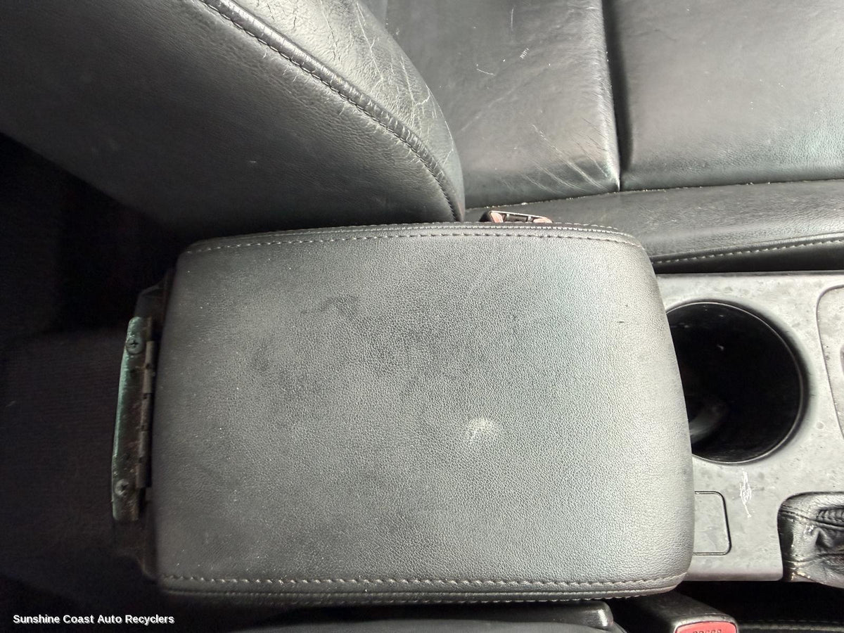 2003-2006 Subaru Outback Console