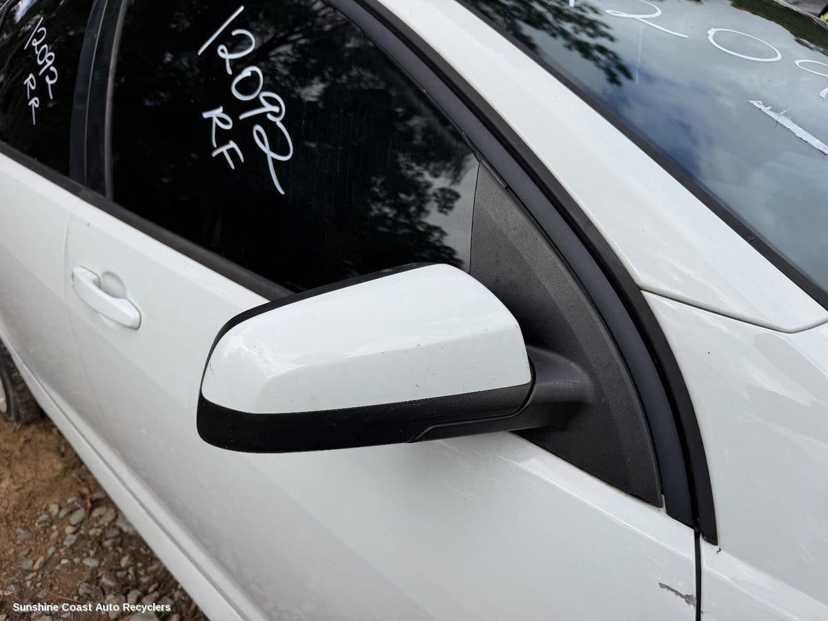 2006-2013 Holden Commodore Right Door Mirror
