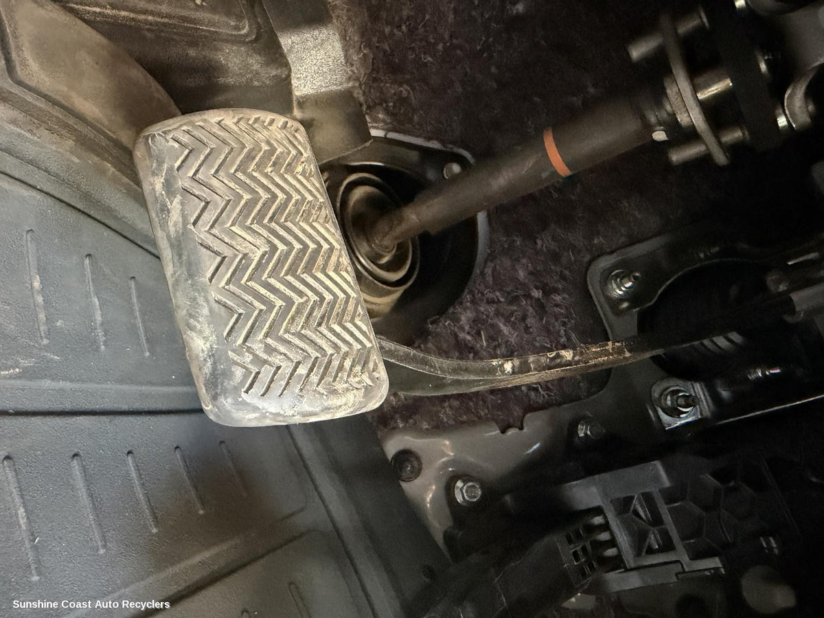 2015-2025 Toyota Hilux Pedal Assembly