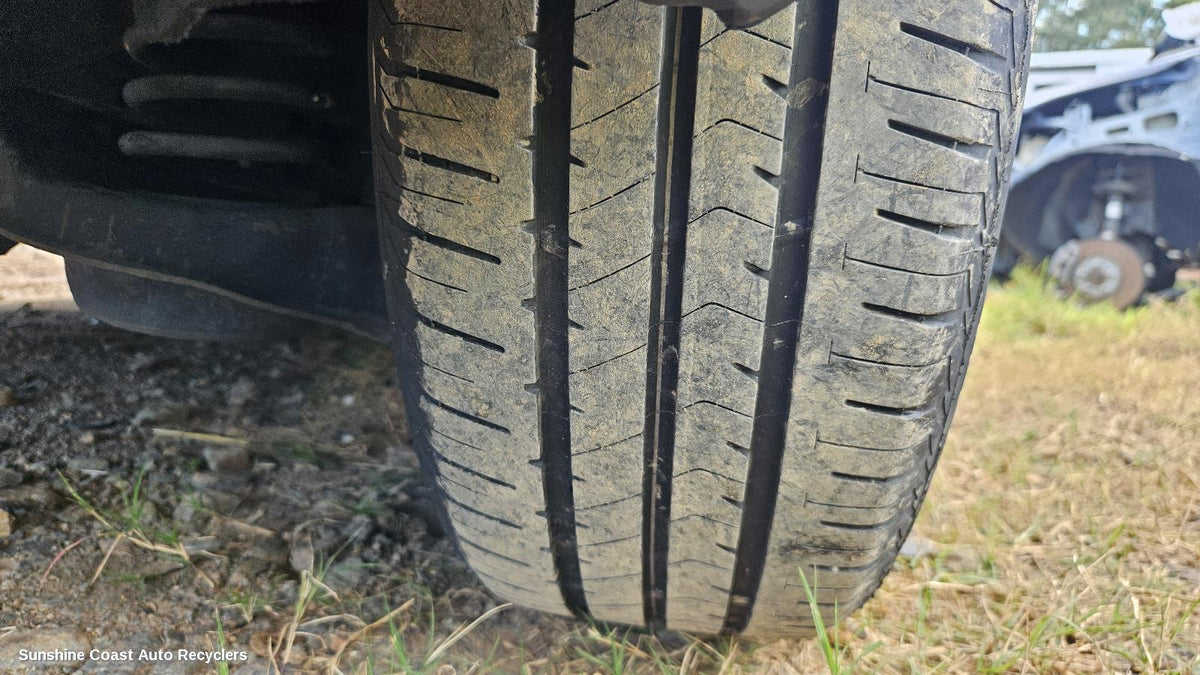 2011-2015 Ford Focus Tyre