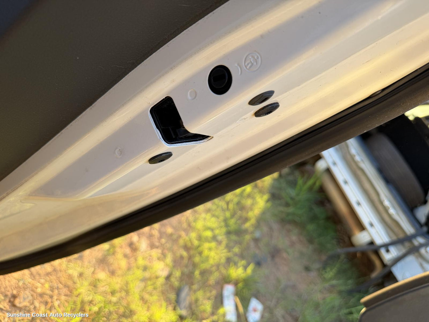 2010-2022 Volkswagen Amarok Door Boot Gate Lock