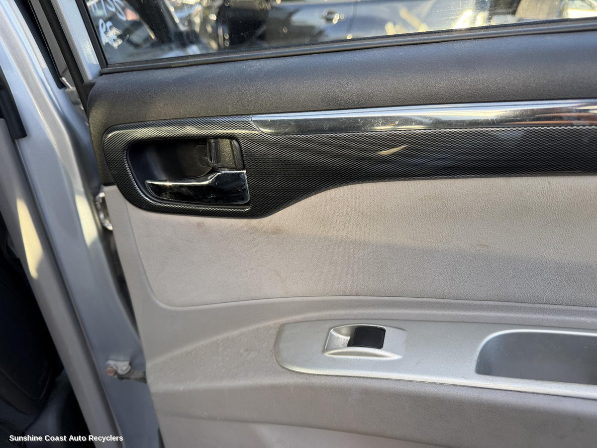 2009-2015 Mitsubishi Challenger Door Handle