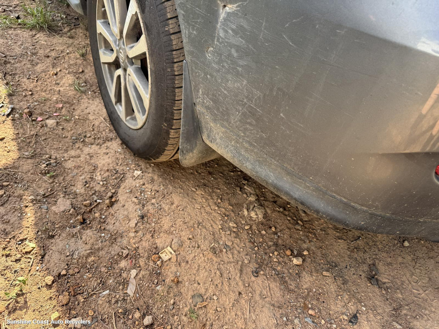 2016 Nissan Pathfinder Mud Flaps