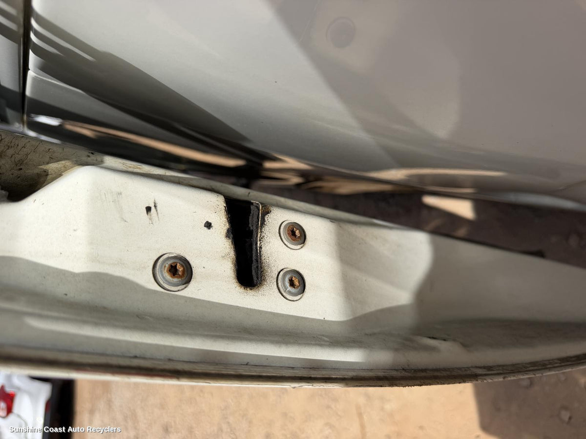 2005-2019 Toyota Hiace Door Boot Gate Lock