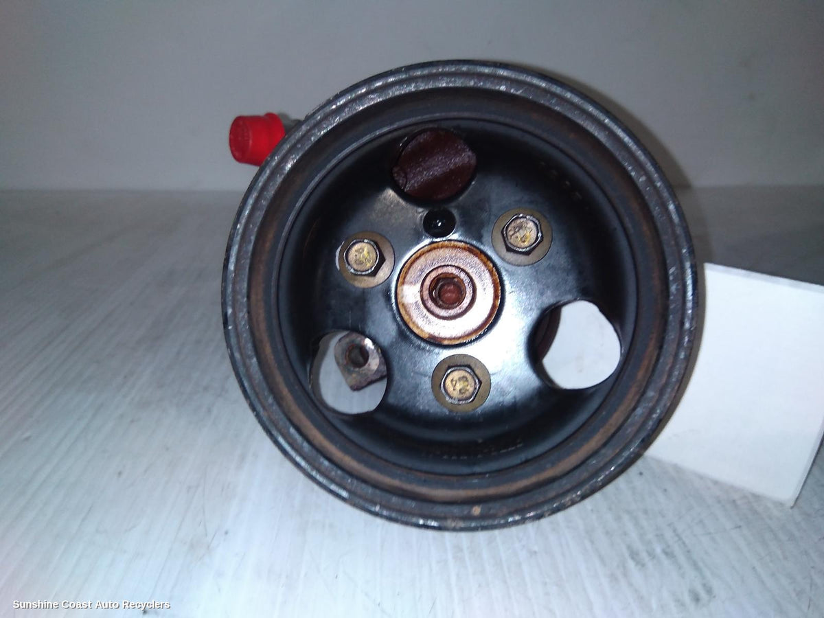 2005-2006 Ford Courier Steering Pump