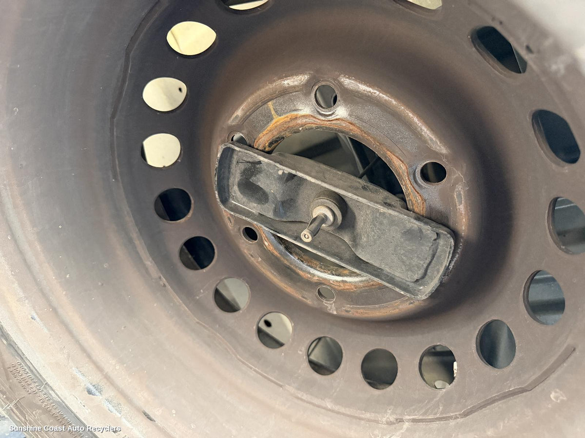 2020-2026 Ldv Deliver 9 Spare Wheel Carrier