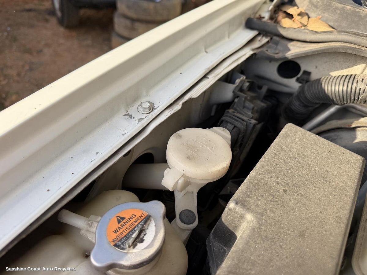 2005-2013 Nissan Pathfinder Washer Bottle