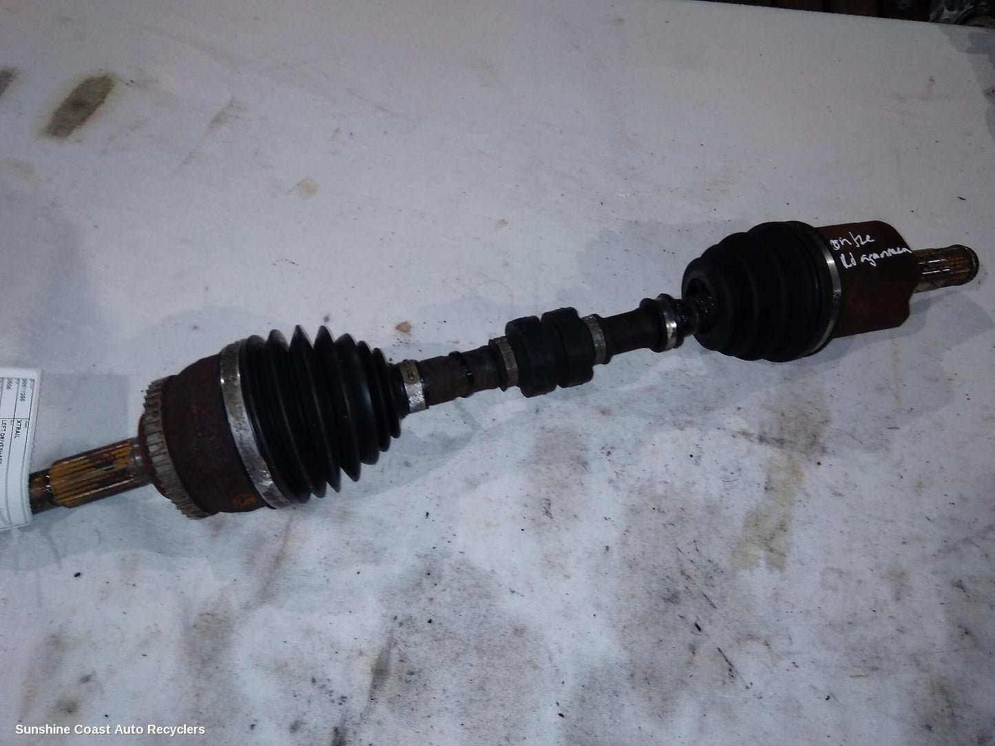 2001 Nissan Xtrail Left Driveshaft