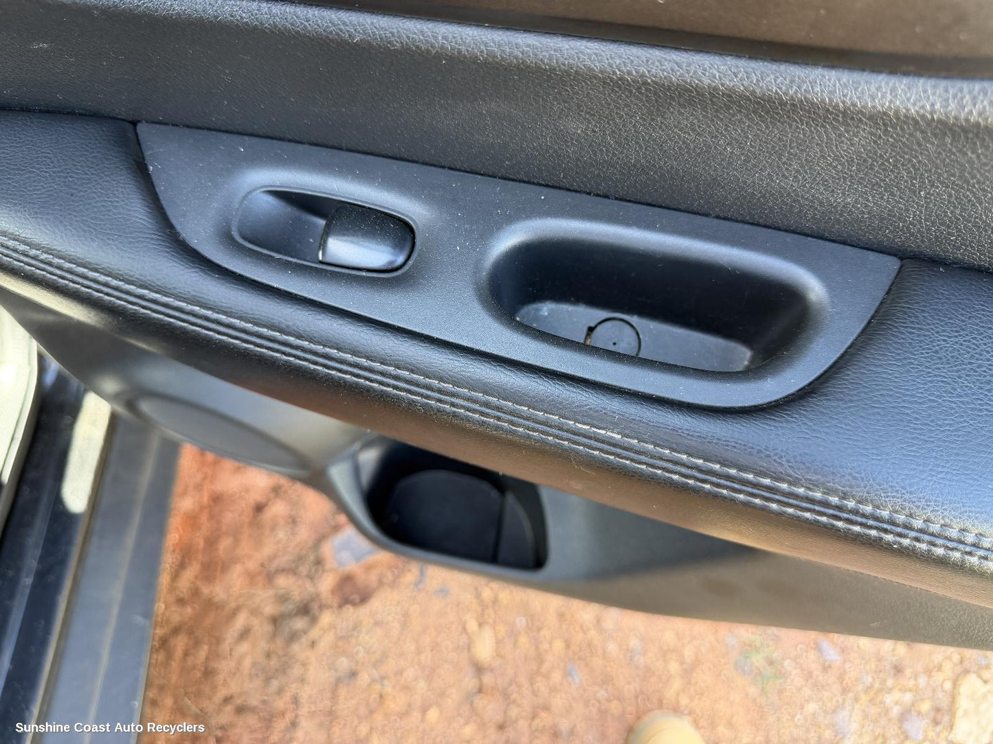 2014 Nissan Xtrail Pwr Dr Wind Switch