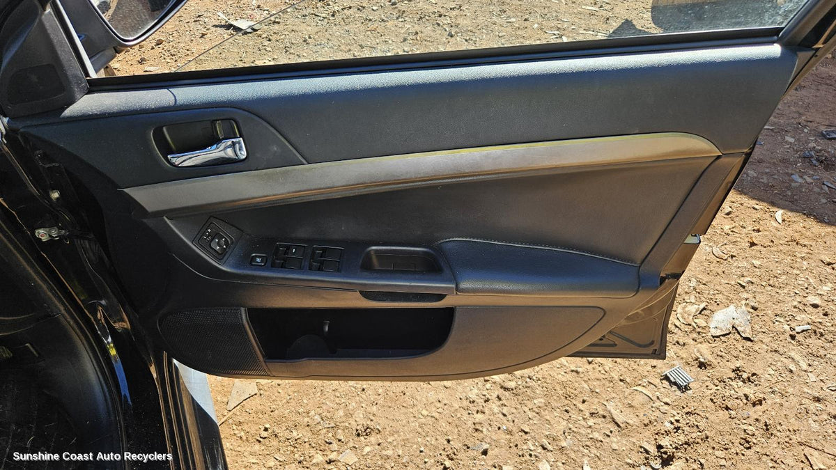 2007-2015 Mitsubishi Lancer Door Handle
