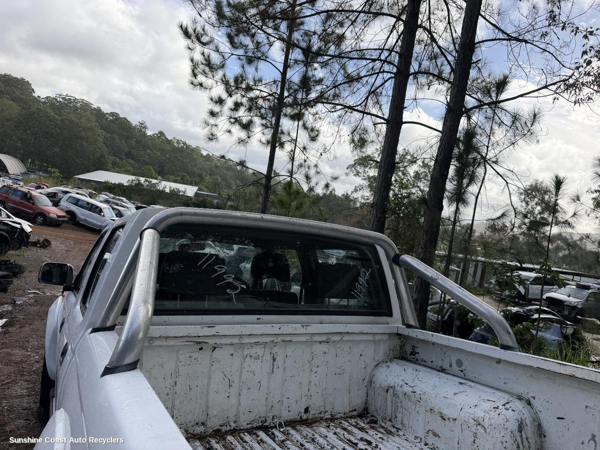 1997-2015 Nissan Navara Rear Tailgate Glass
