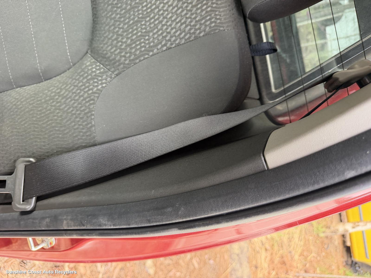2008-2015 Nissan Navara Seatbelt Stalk