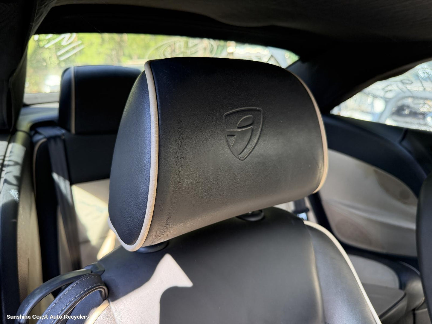 2007-2011 Volkswagen Eos Headrest