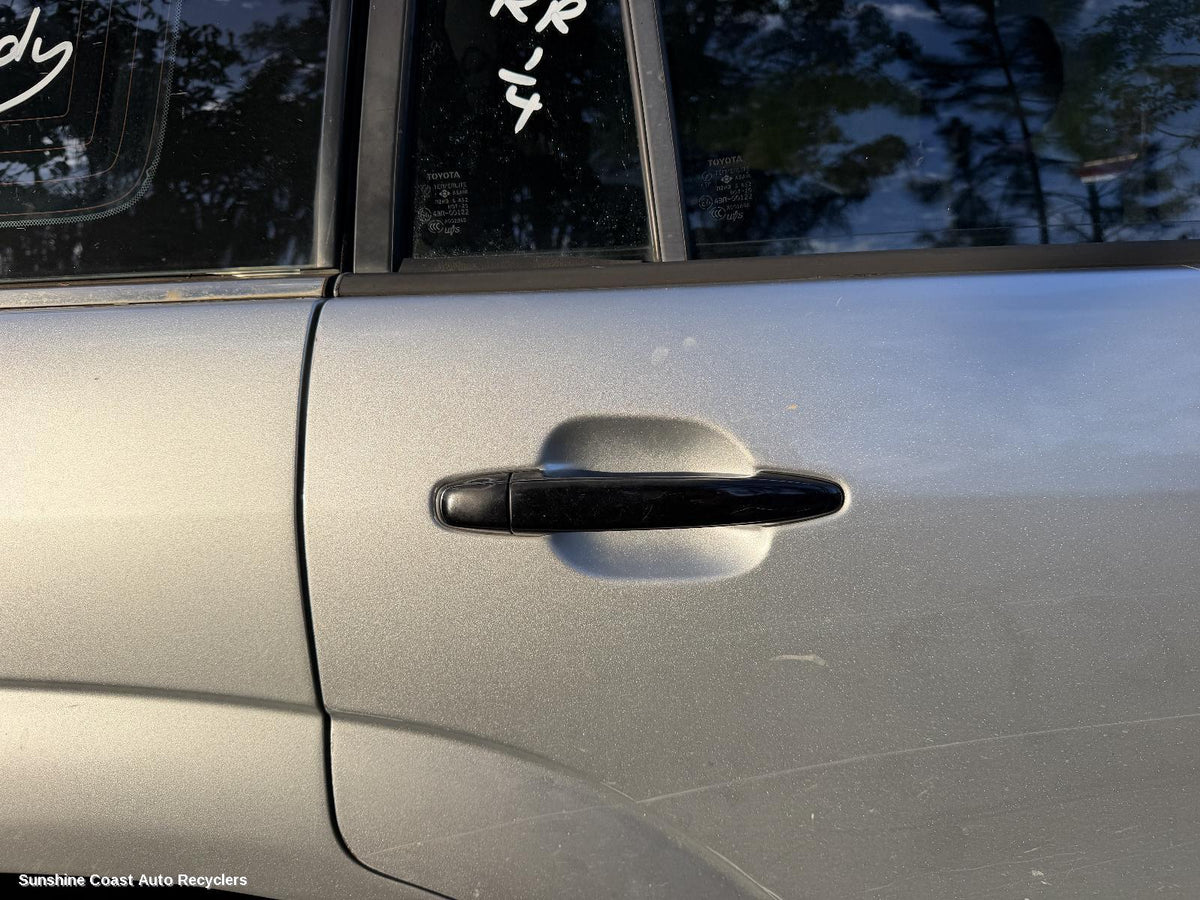 2003-2009 Toyota Prado Door Handle