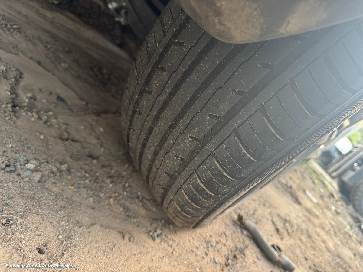 2013-2019 Volvo S40 Tyre