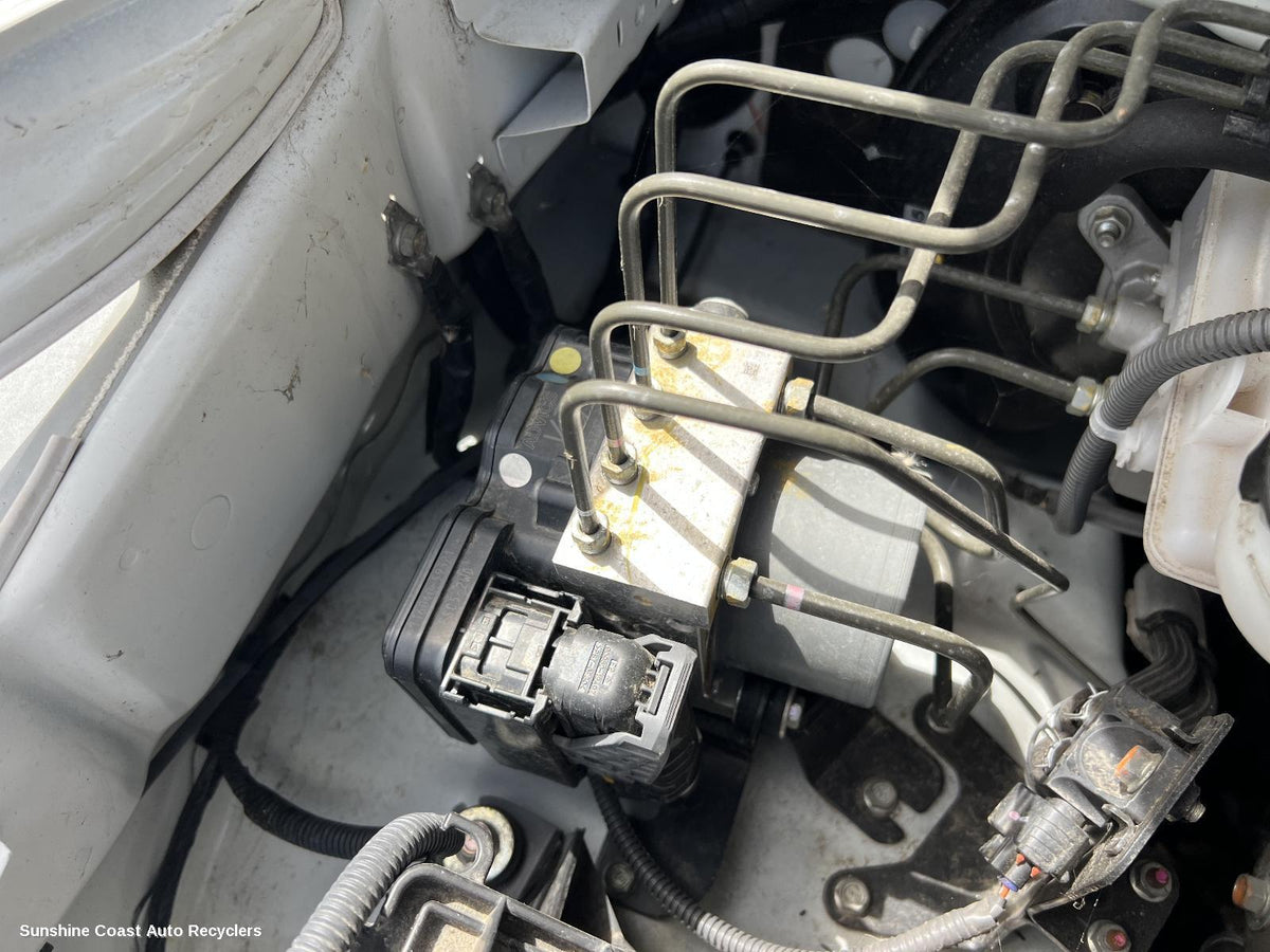 2013-2021 Isuzu Mu-x Abs Pump Modulator
