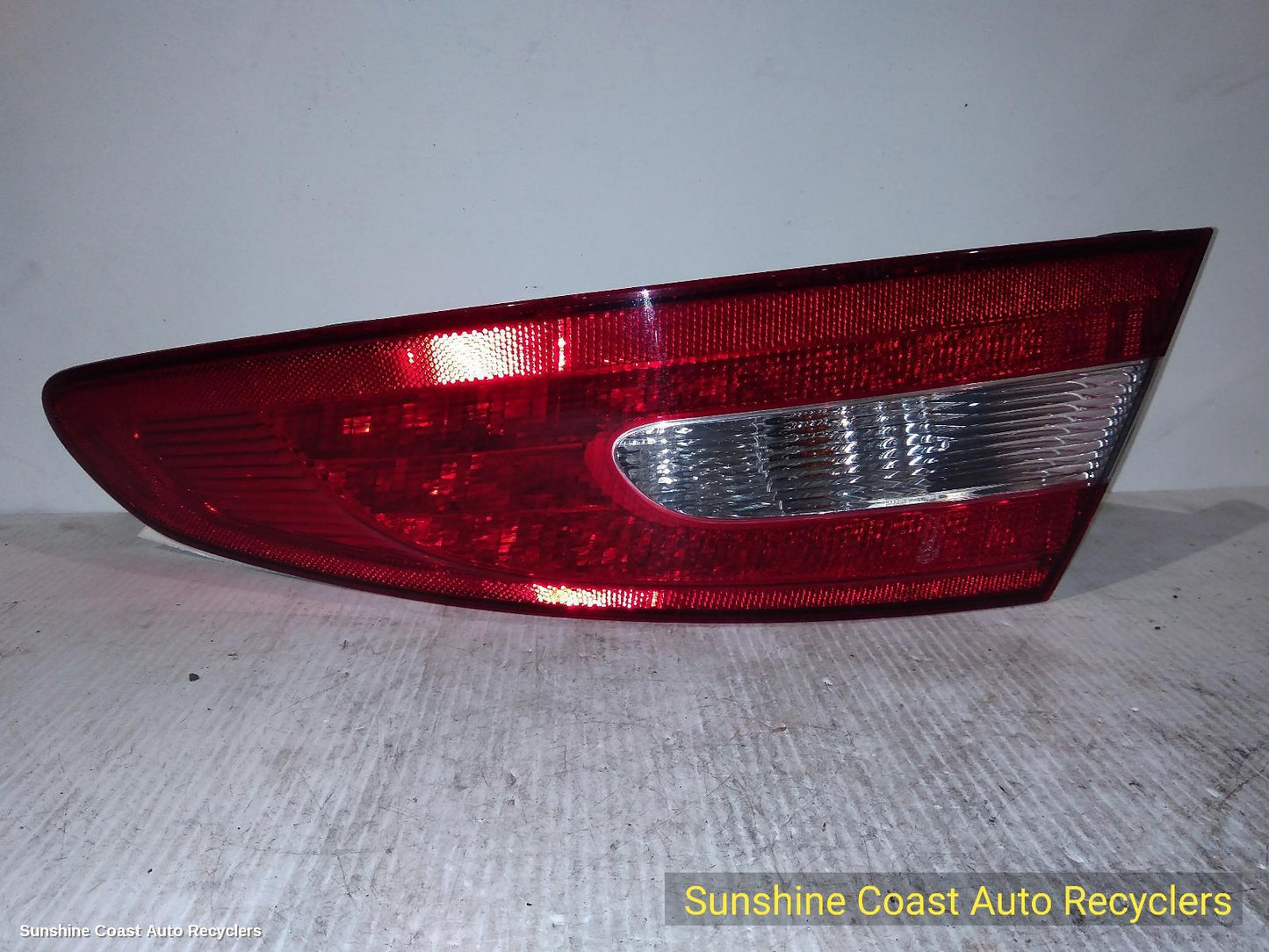 2011 Jaguar Xf Right Taillight