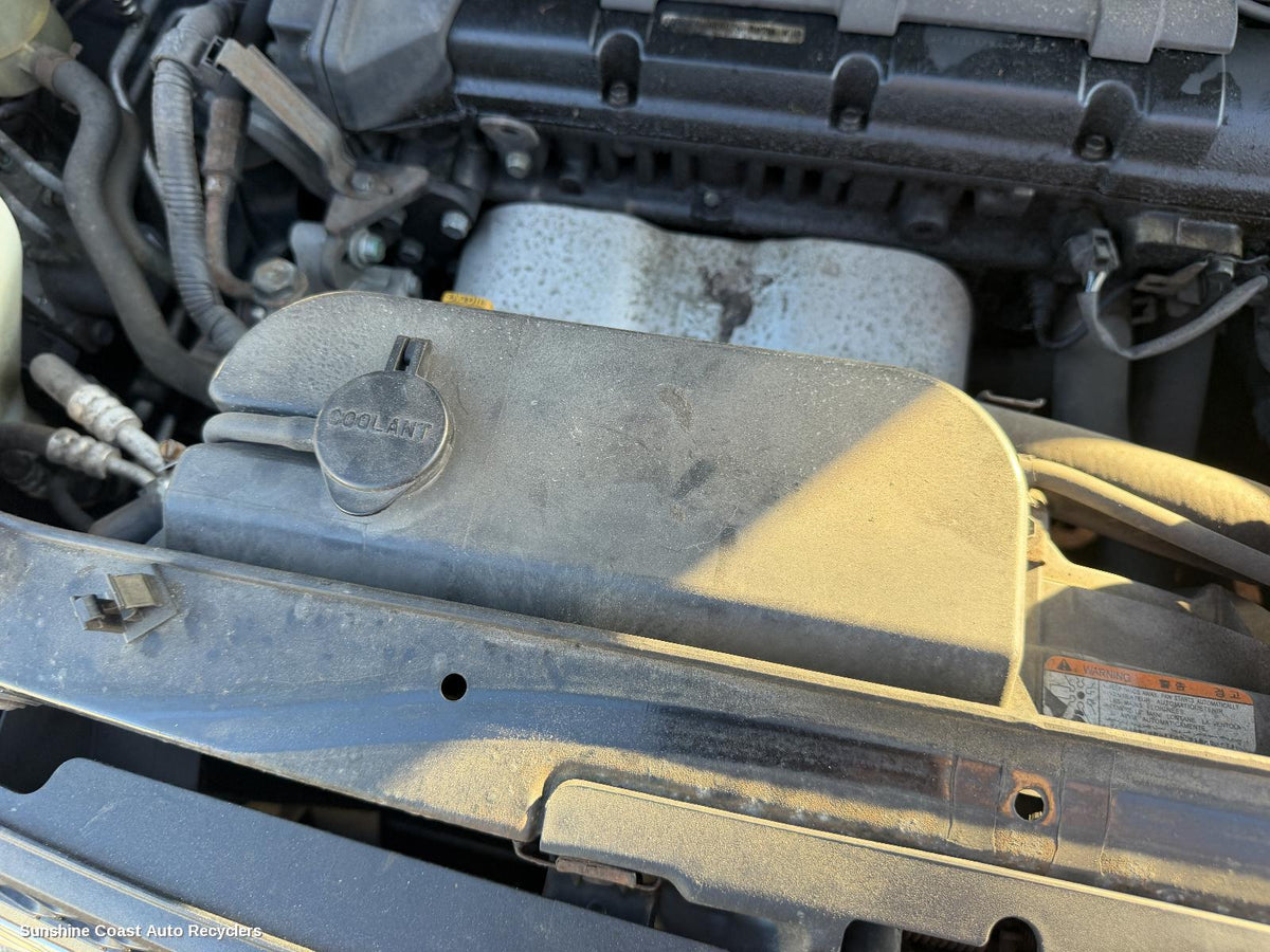 2005-2010 Kia Sportage Overflow Bottle