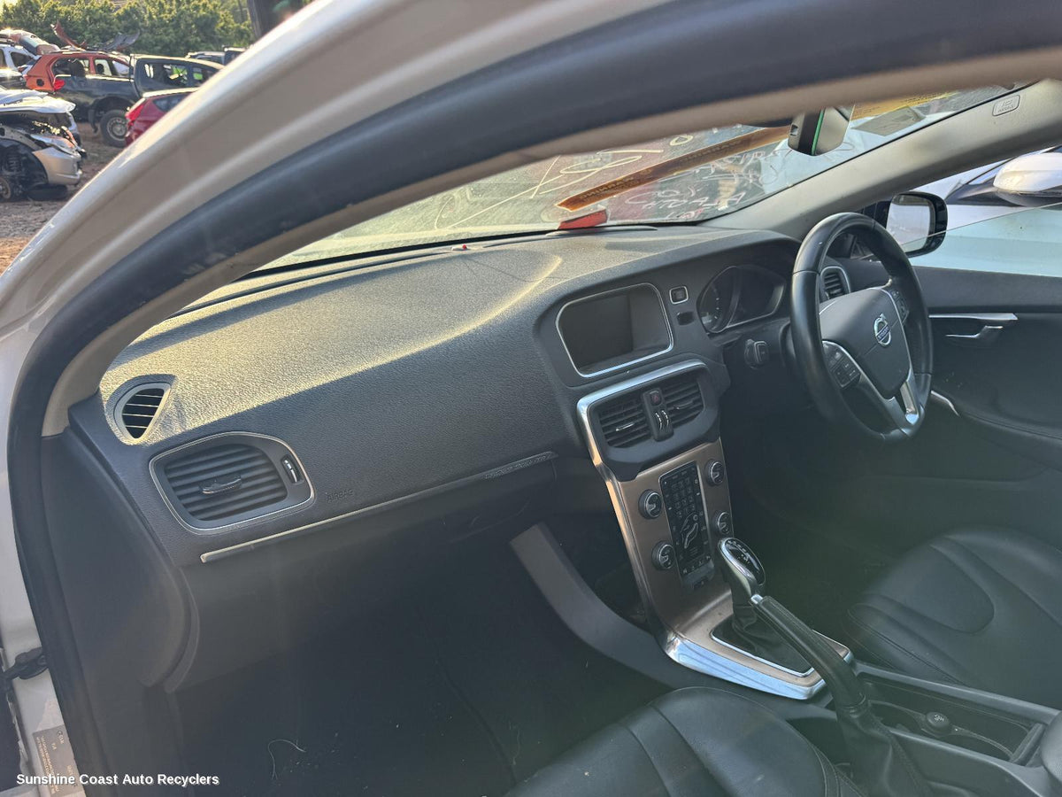 2013-2019 Volvo S40 Misc