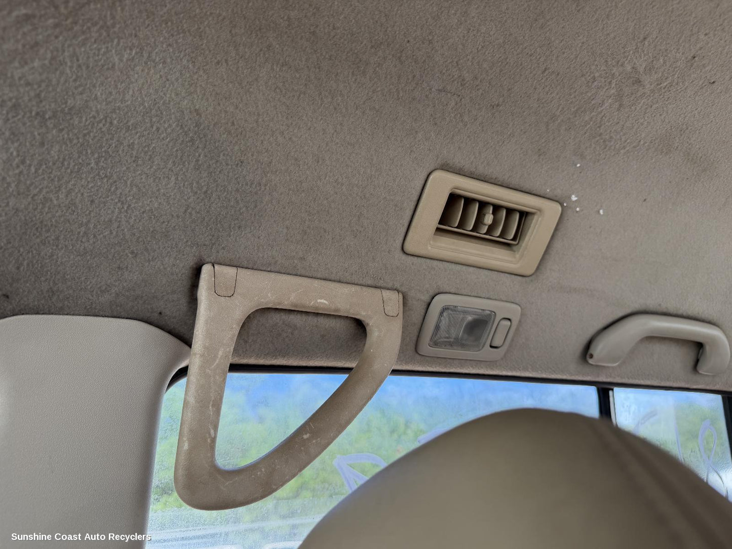 2000-2006 Mitsubishi Pajero Grab Handle