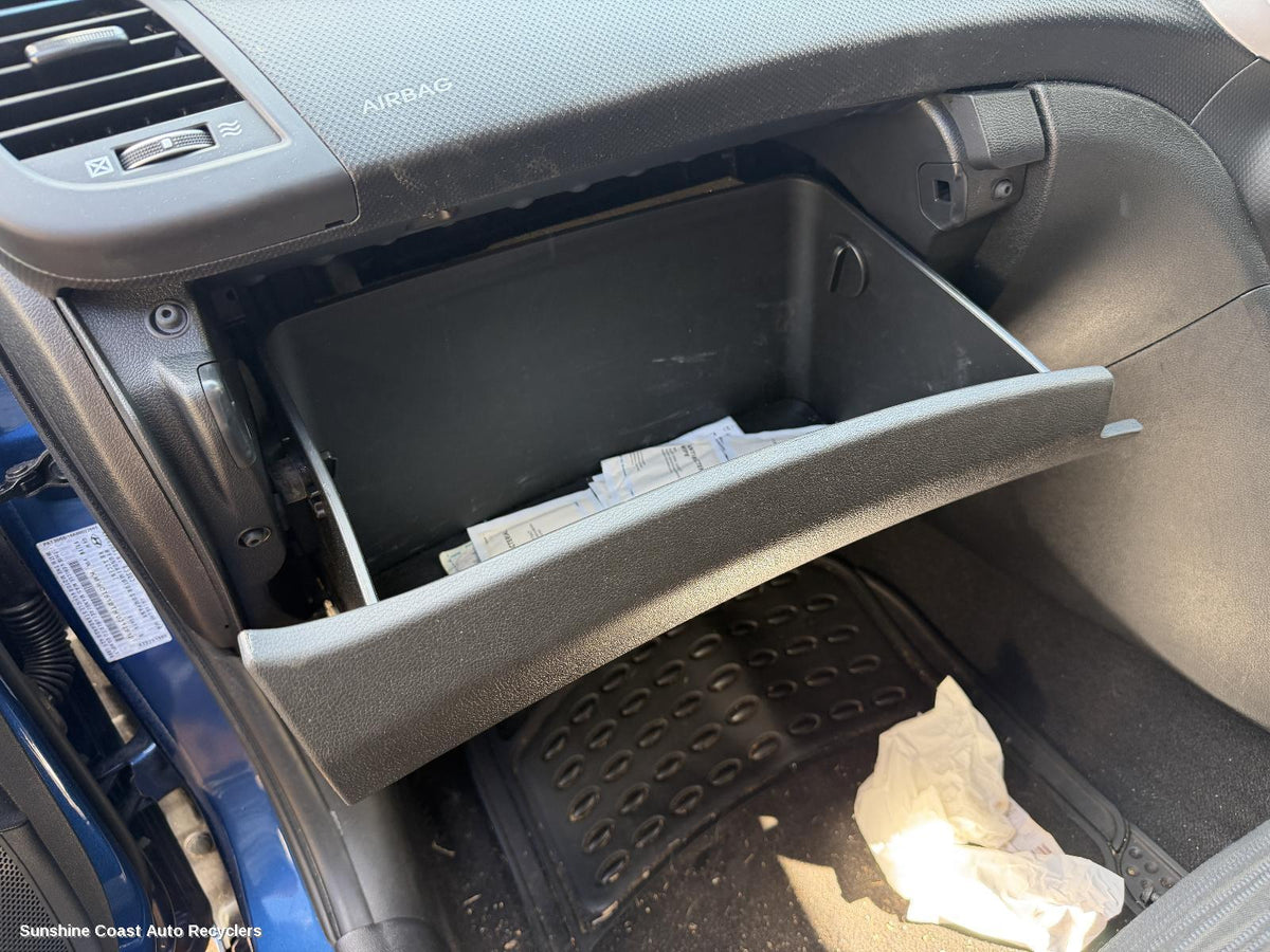 2011-2019 Hyundai Accent Glove Box