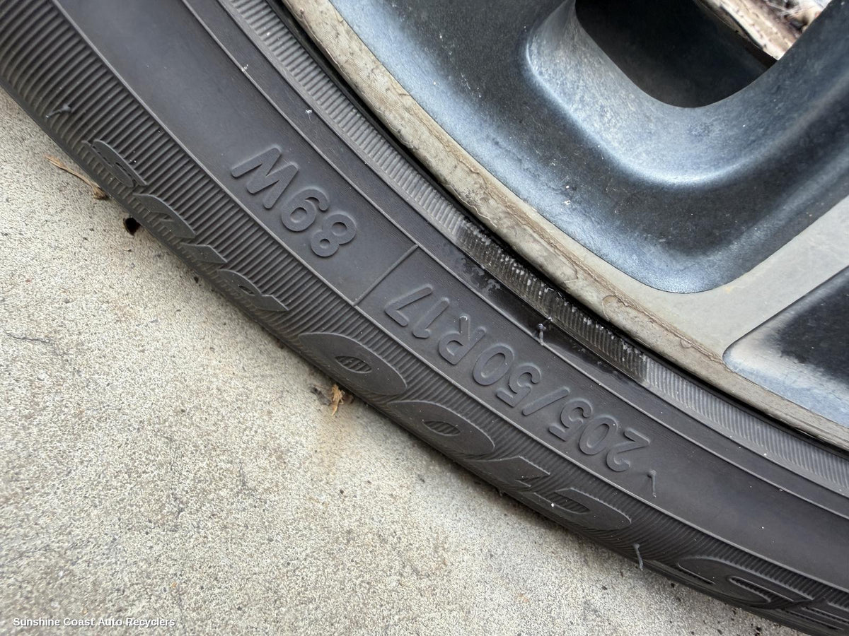 2013-2022 Suzuki S-cross Tyre