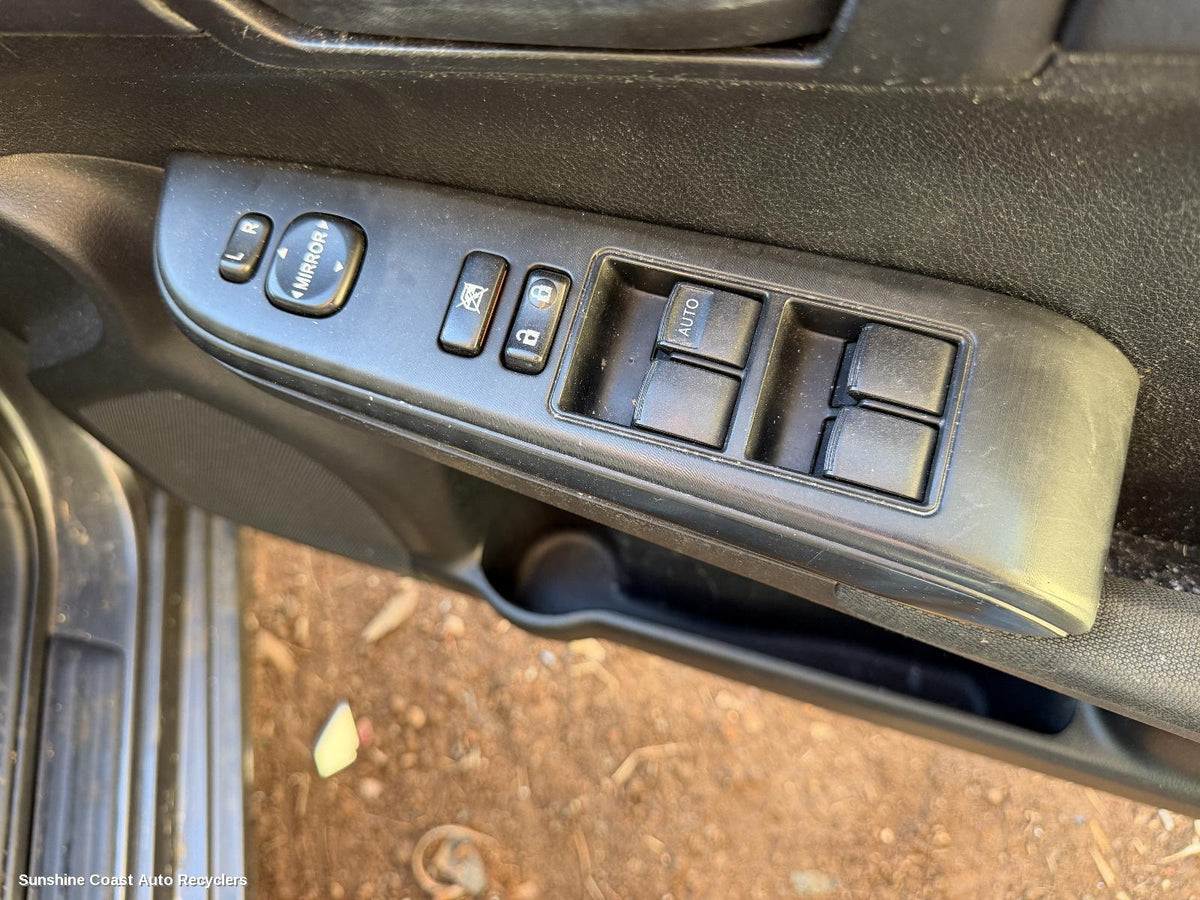 2011-2017 Toyota Camry Pwr Dr Wind Switch