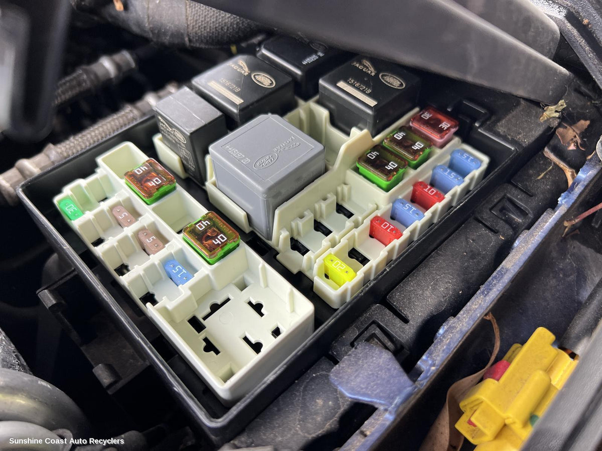 2015-2024 Jaguar Xe Fuse Box