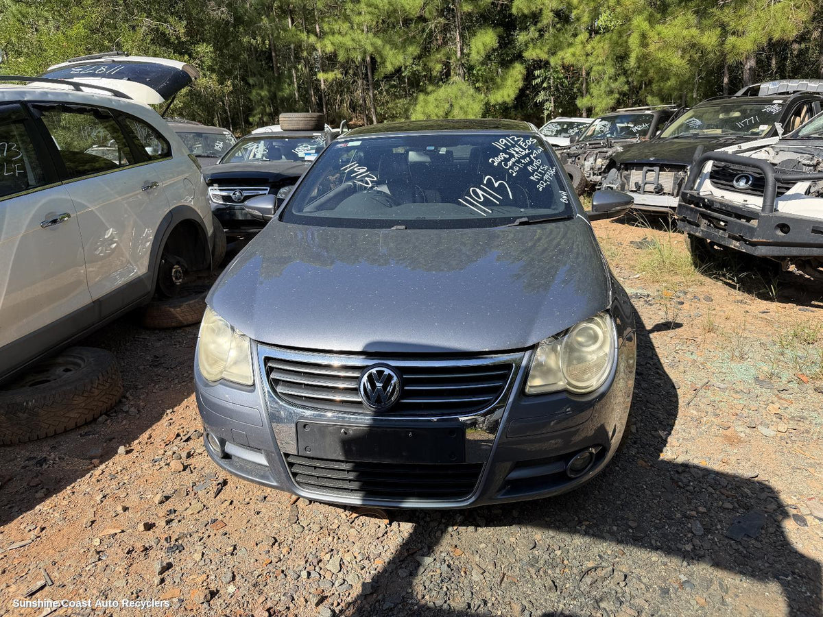 2007-2014 Volkswagen Eos Right Guard