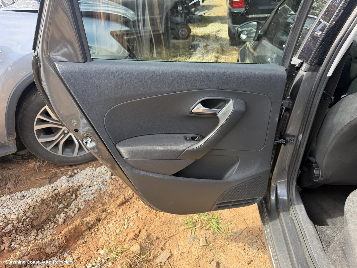 2010-2014 Volkswagen Polo Door Trim